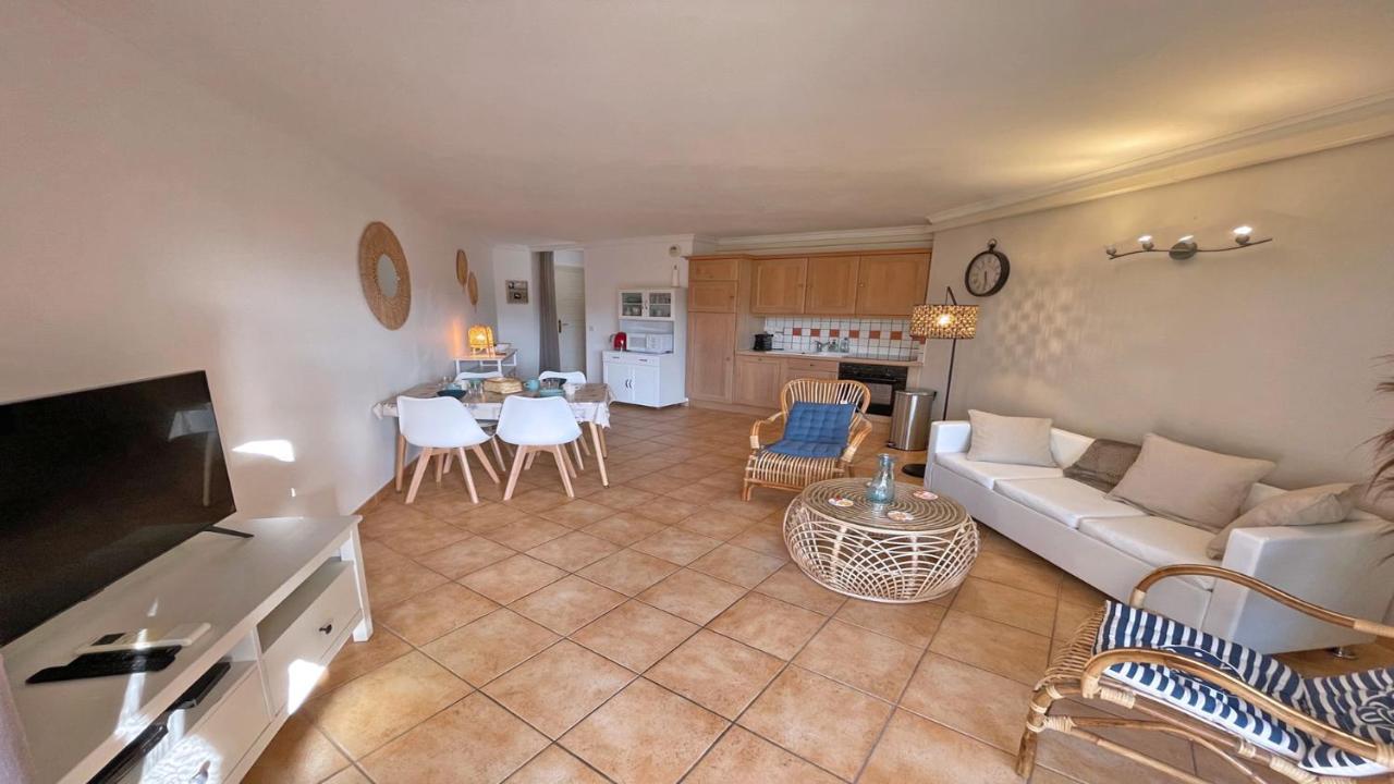 Appartement Les Pins Bleus A8 Сен Максим Екстериор снимка
