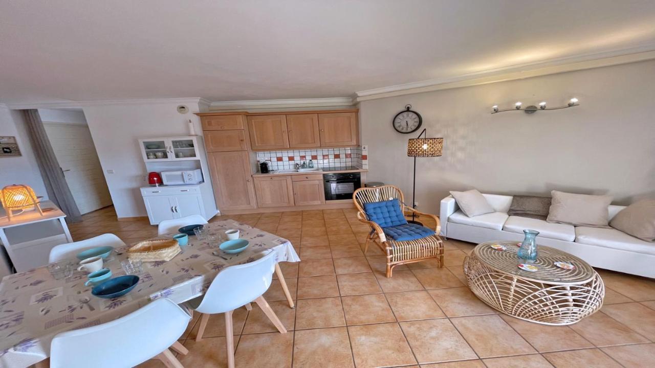 Appartement Les Pins Bleus A8 Сен Максим Екстериор снимка