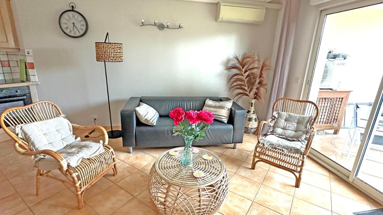 Appartement Les Pins Bleus A8 Сен Максим Екстериор снимка