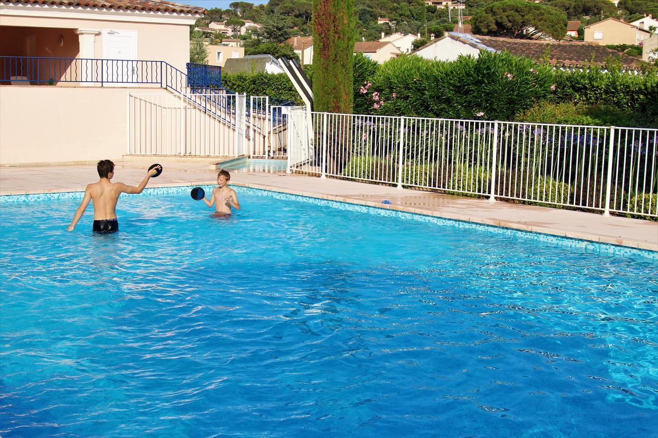 Appartement Les Pins Bleus A8 Сен Максим Екстериор снимка